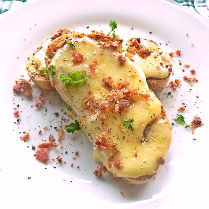 12 Delicious Cheese on Toast Ideas Sudden Lunch!