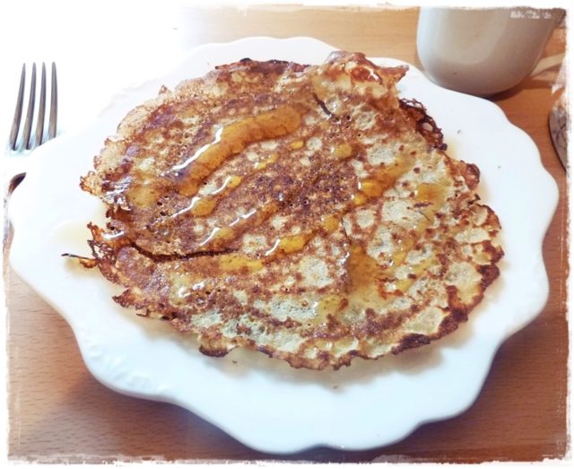 glten free galettes de sarrasin pancakes maple syrup