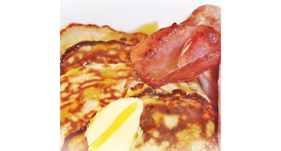 bacn and maple syrup pancake toppings