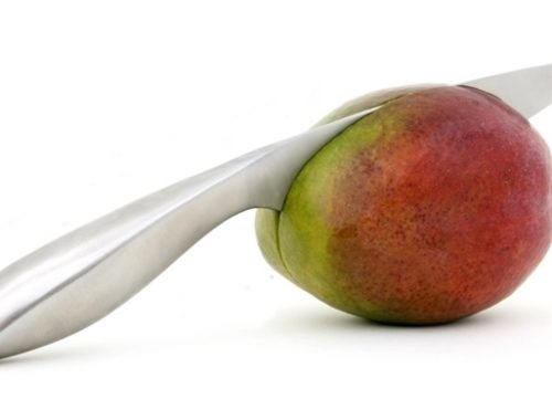 cutting fresh mango