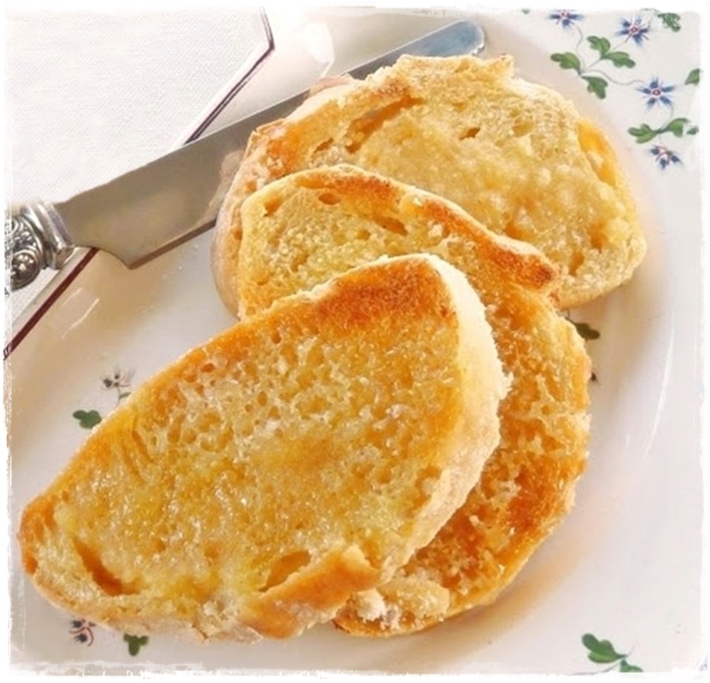 slices of cinnamon toast