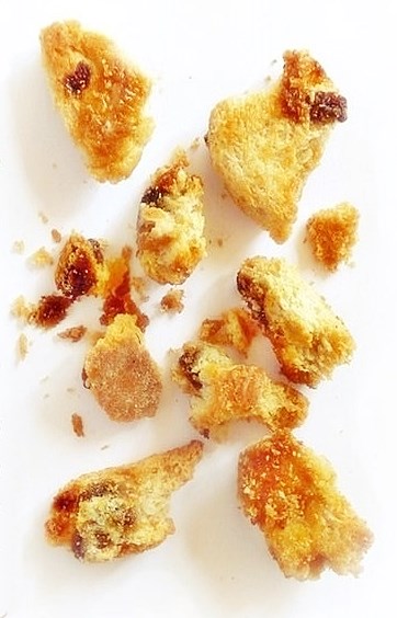 crunchy homemade croutons